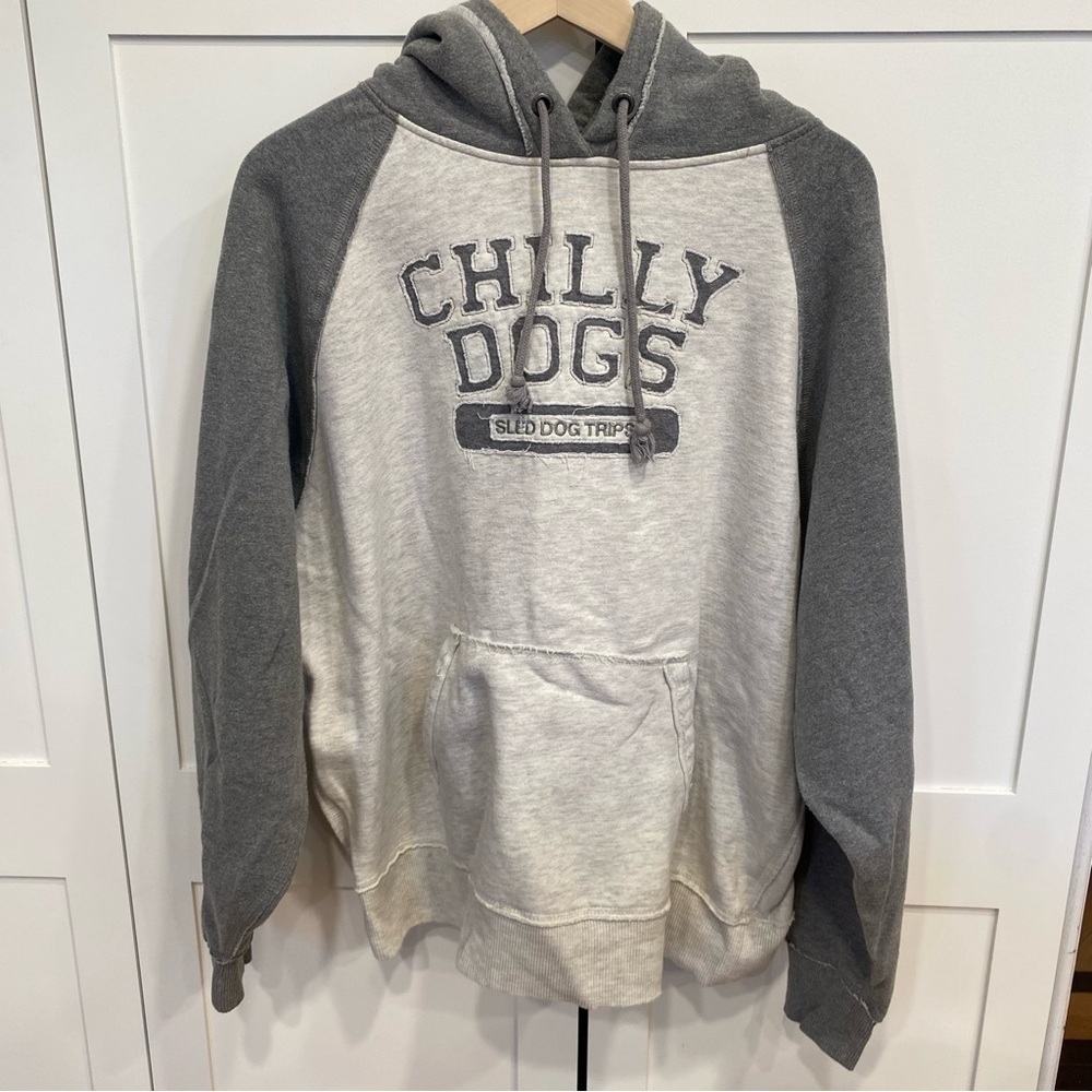 Chilly Dogs Sled Dog Trips Ely Minnesota Hoodie Sweatshirt